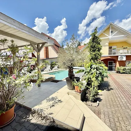 Lelle Udvar 3 Private Jacuzzi Ac Free Parking 발라톤엘