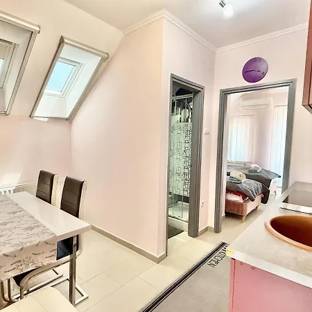 Lelle Udvar 3 Private Jacuzzi Ac Free Parking 아파트 *