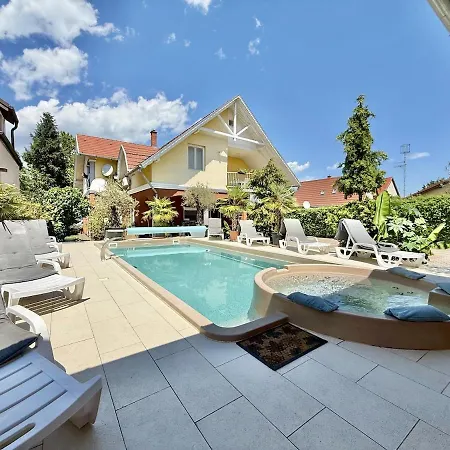 Lelle Udvar 3 Private Jacuzzi Ac Free Parking 아파트 *