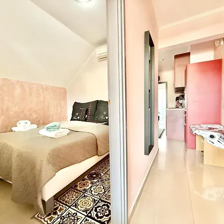 아파트 Lelle Udvar 3 Private Jacuzzi Ac Free Parking 발라톤엘