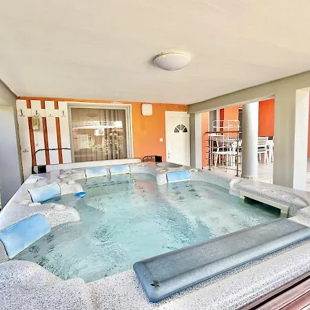 아파트 Lelle Udvar 3 Private Jacuzzi Ac Free Parking *